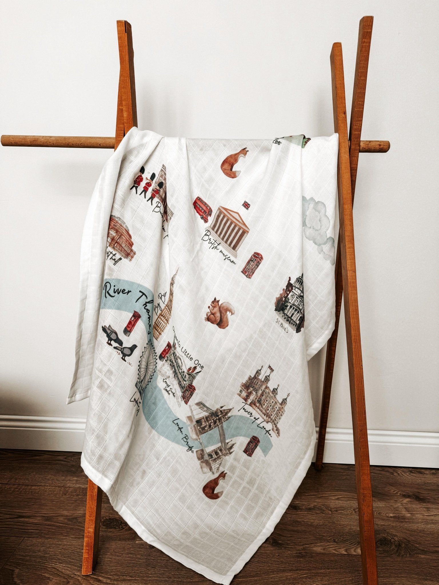 London Icons Large Muslin Blanket - Organic little one