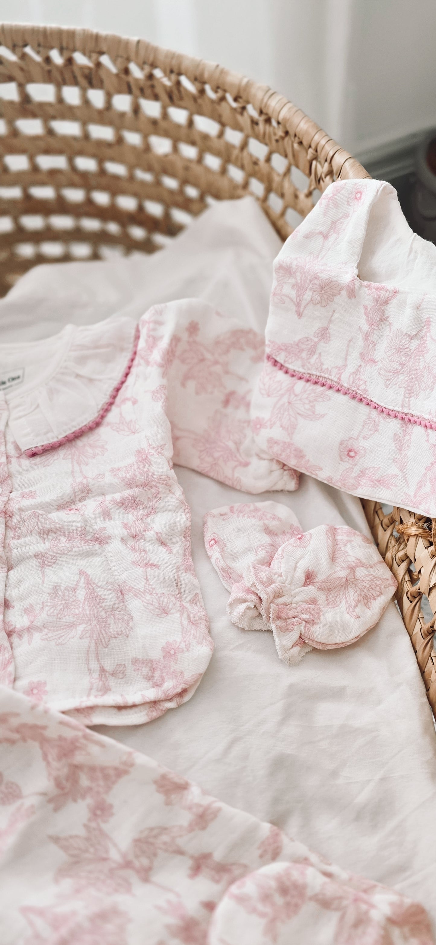 Organic Little One — Soft Pink Bloom Newborn Essentials Set (Organic Muslin)